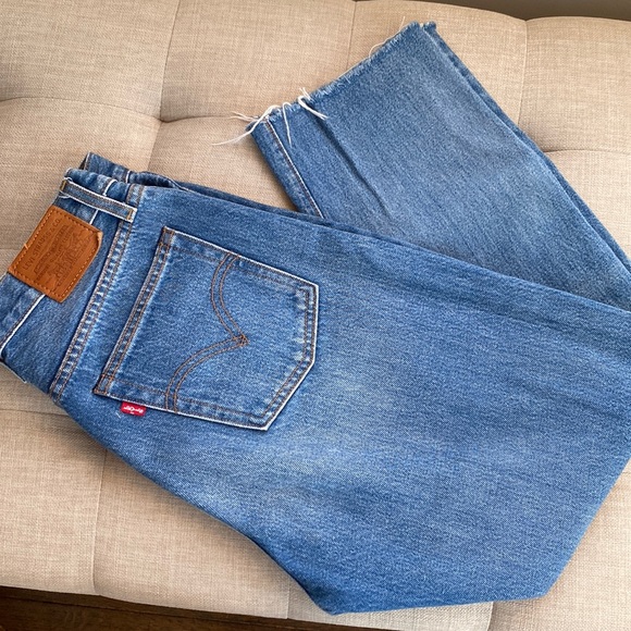 Levi’s Wedgie Straight Cropped - Medium wash - Picture 2 of 9